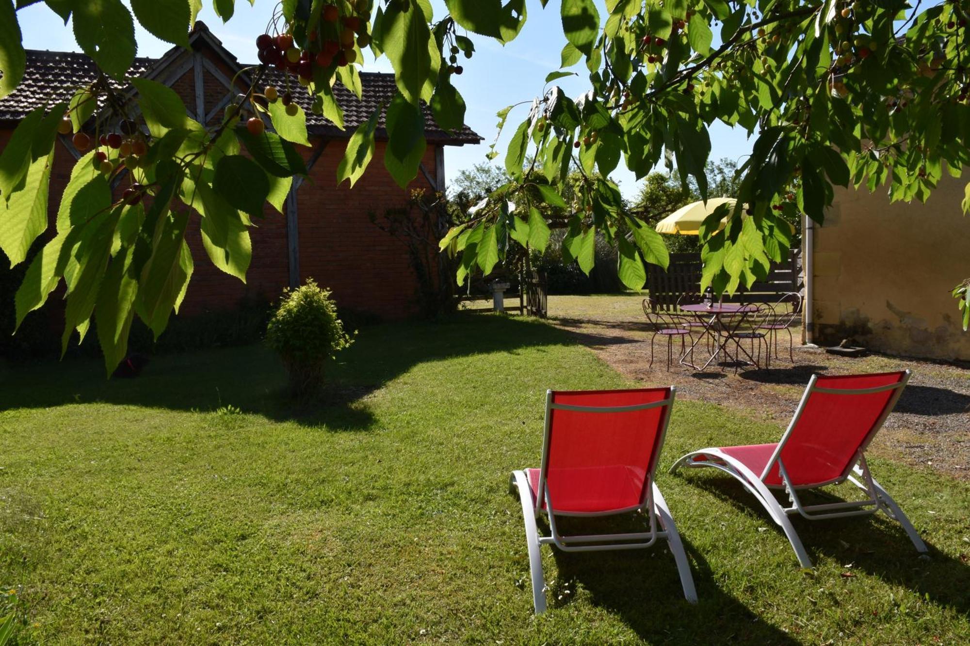 Du Vert & Du Bon Air - Linge Maison Inclus - Parking Prive Gratuit - Centre Ville Bergerac 10Mn - Domaine Bellevue Cottage En Perigord Lembras Eksteriør bilde