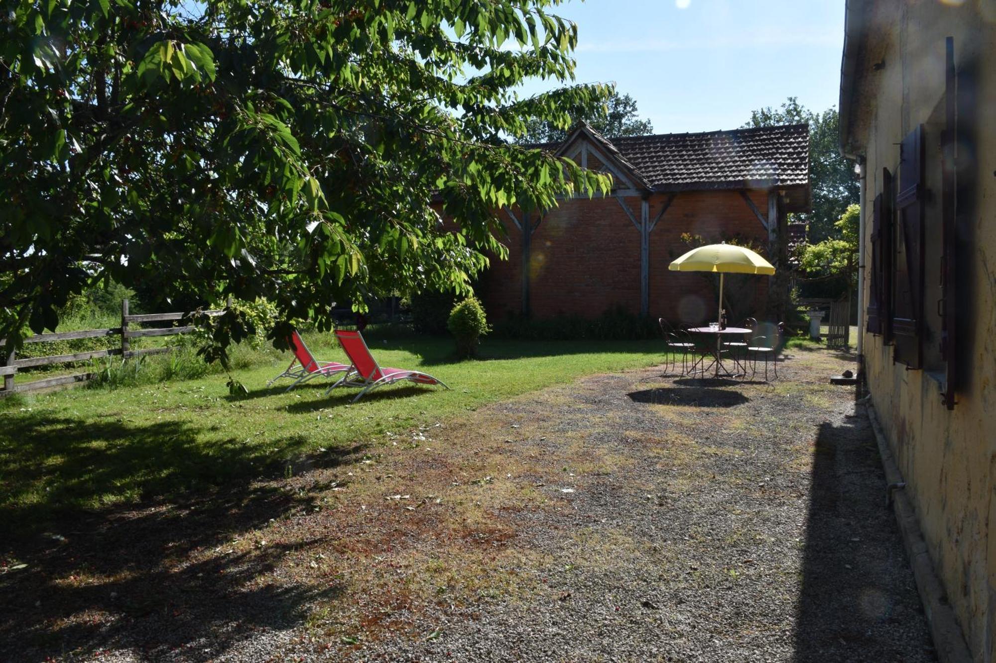 Du Vert & Du Bon Air - Linge Maison Inclus - Parking Prive Gratuit - Centre Ville Bergerac 10Mn - Domaine Bellevue Cottage En Perigord Lembras Eksteriør bilde